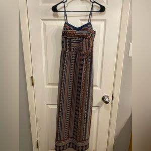 Maxi dress with pockets! Size XS.